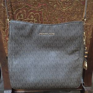 Michael Kors set: handbag, wallet, and dust bag